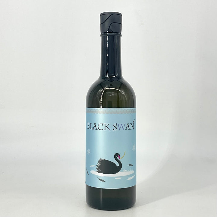 無濾過生原酒〉Shirakiku 純米酒 BLACK SWAN ブラックスワン 720ml